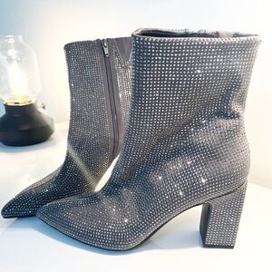 Metallic Silver Sequin Womens Boots Block Heels Size 9.5 Side Zip